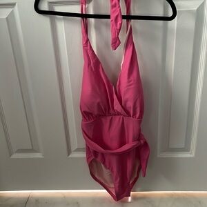 Cupshe bathingsuit with tags